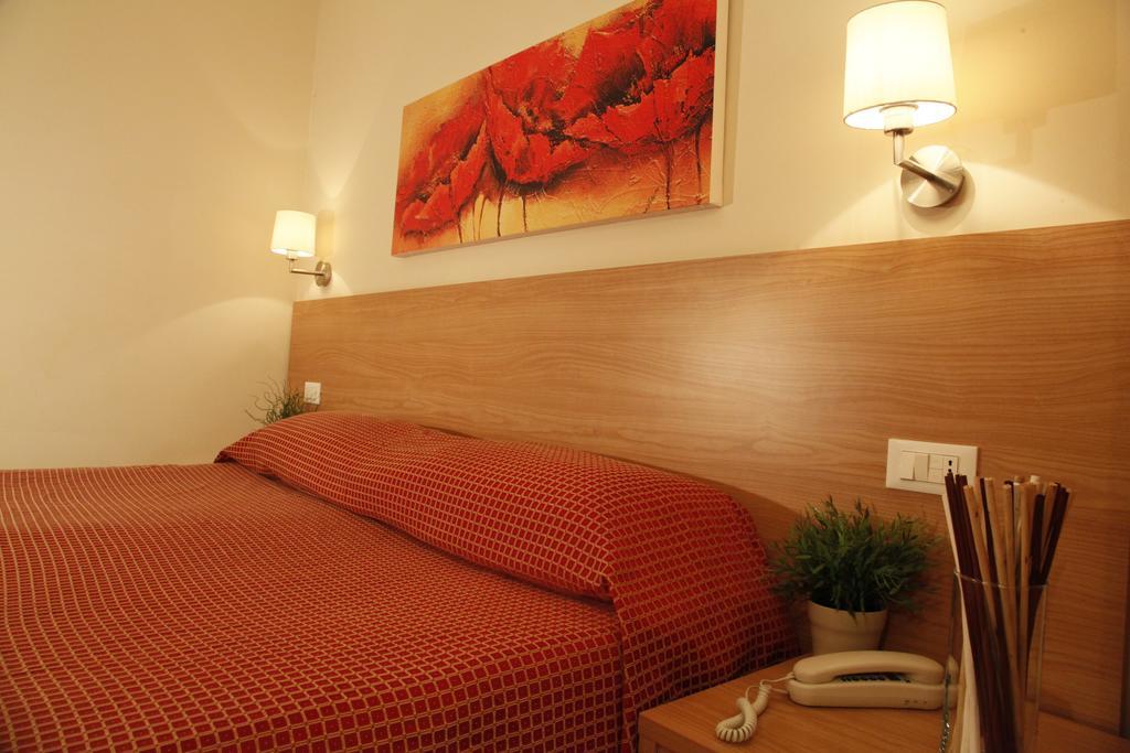 Hotel Majorca Sul Mare In Centro A Riccione Rom bilde