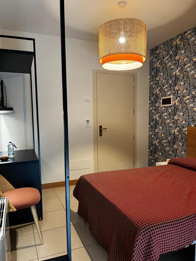 Hotel Majorca Sul Mare In Centro A Riccione Eksteriør bilde