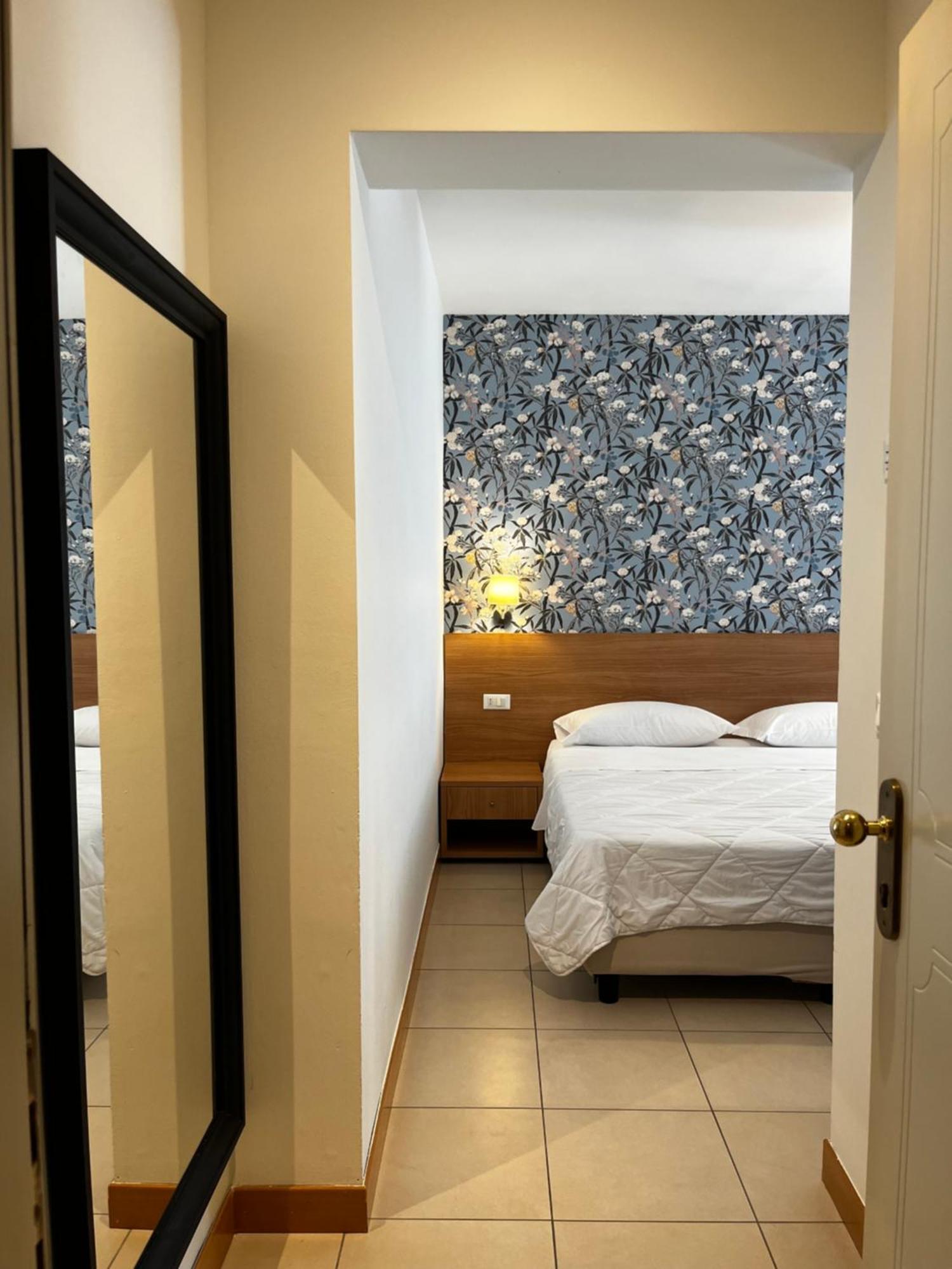 Hotel Majorca Sul Mare In Centro A Riccione Eksteriør bilde