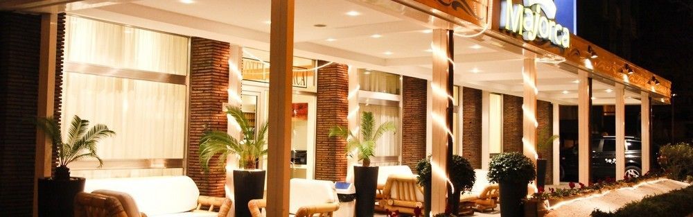 Hotel Majorca Sul Mare In Centro A Riccione Eksteriør bilde